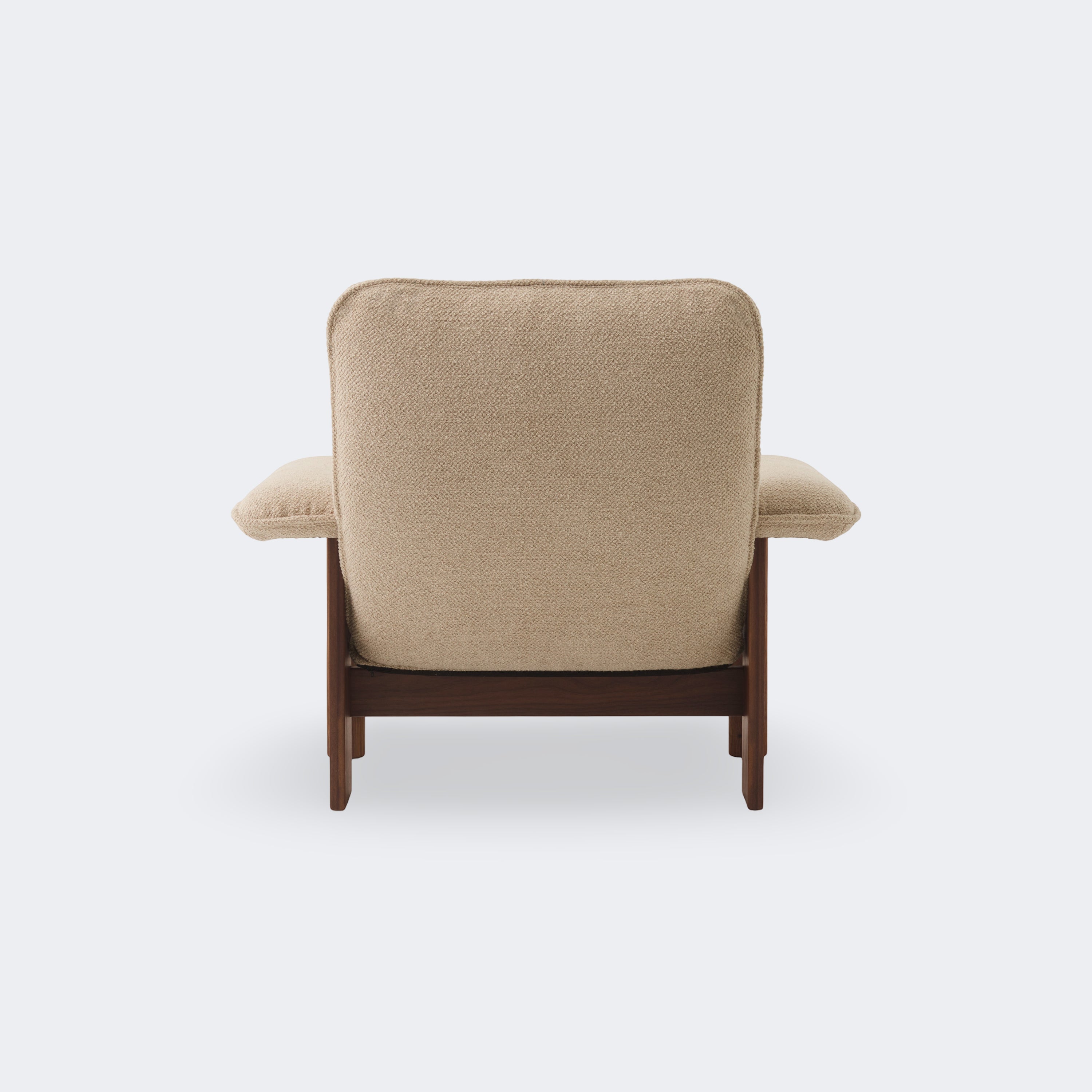 Audo Copenhagen Brasilia Lounge Chair Walnut Audo Boucle #02 (Beige) - KANSO