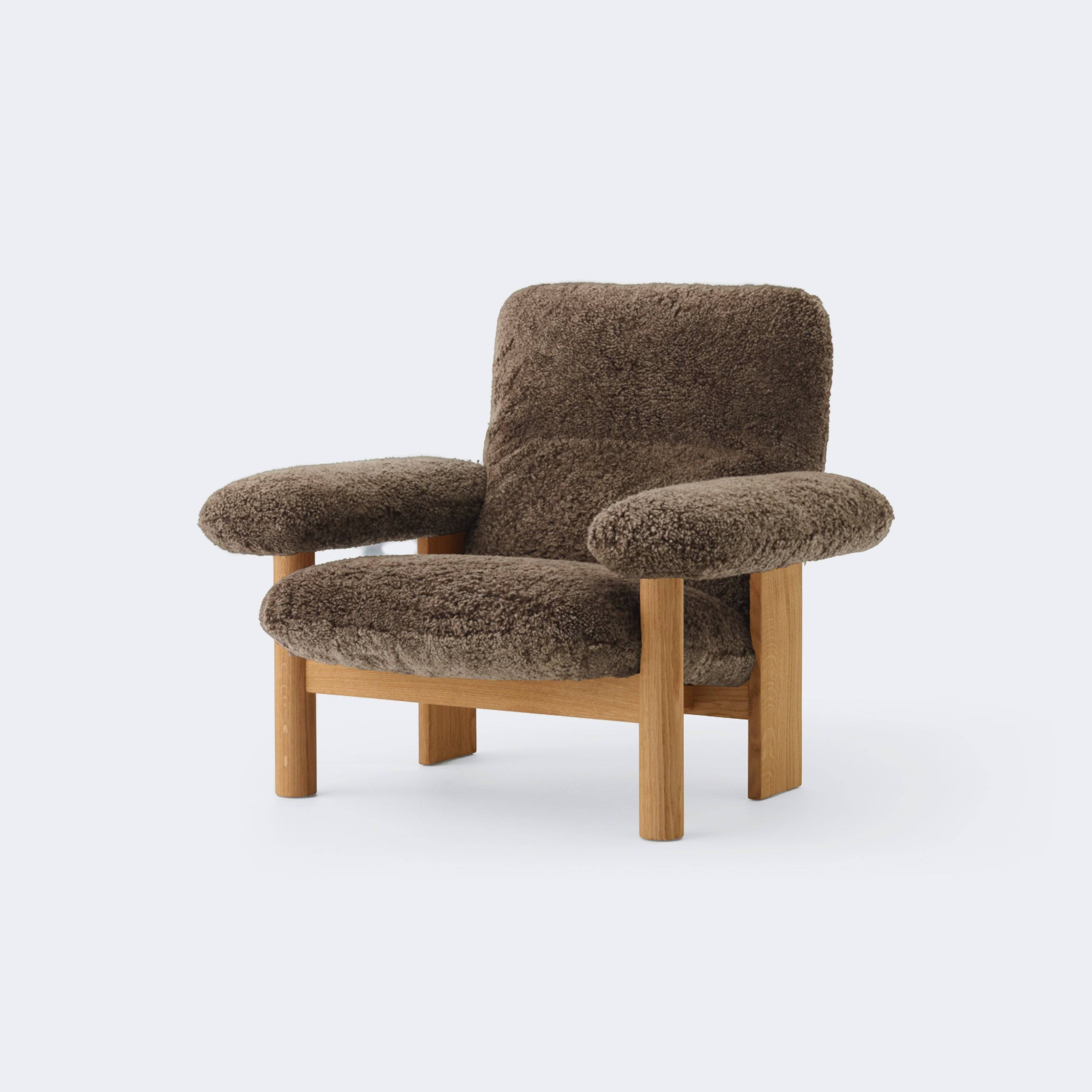 Audo Copenhagen Brasilia Lounge Chair Natural Oak Sheepskin Root - KANSO