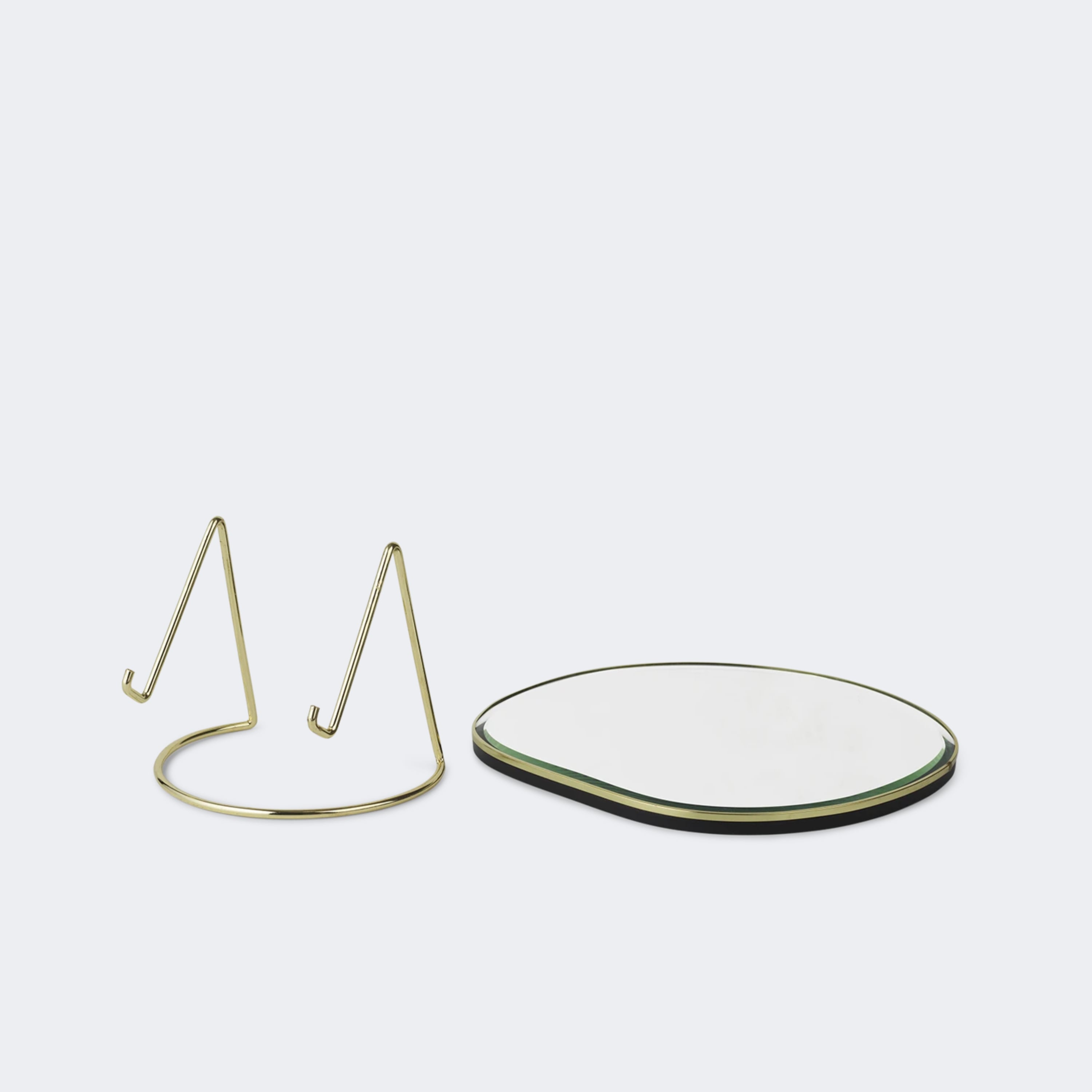 Ferm Living Pond Table Mirror Brass - KANSO