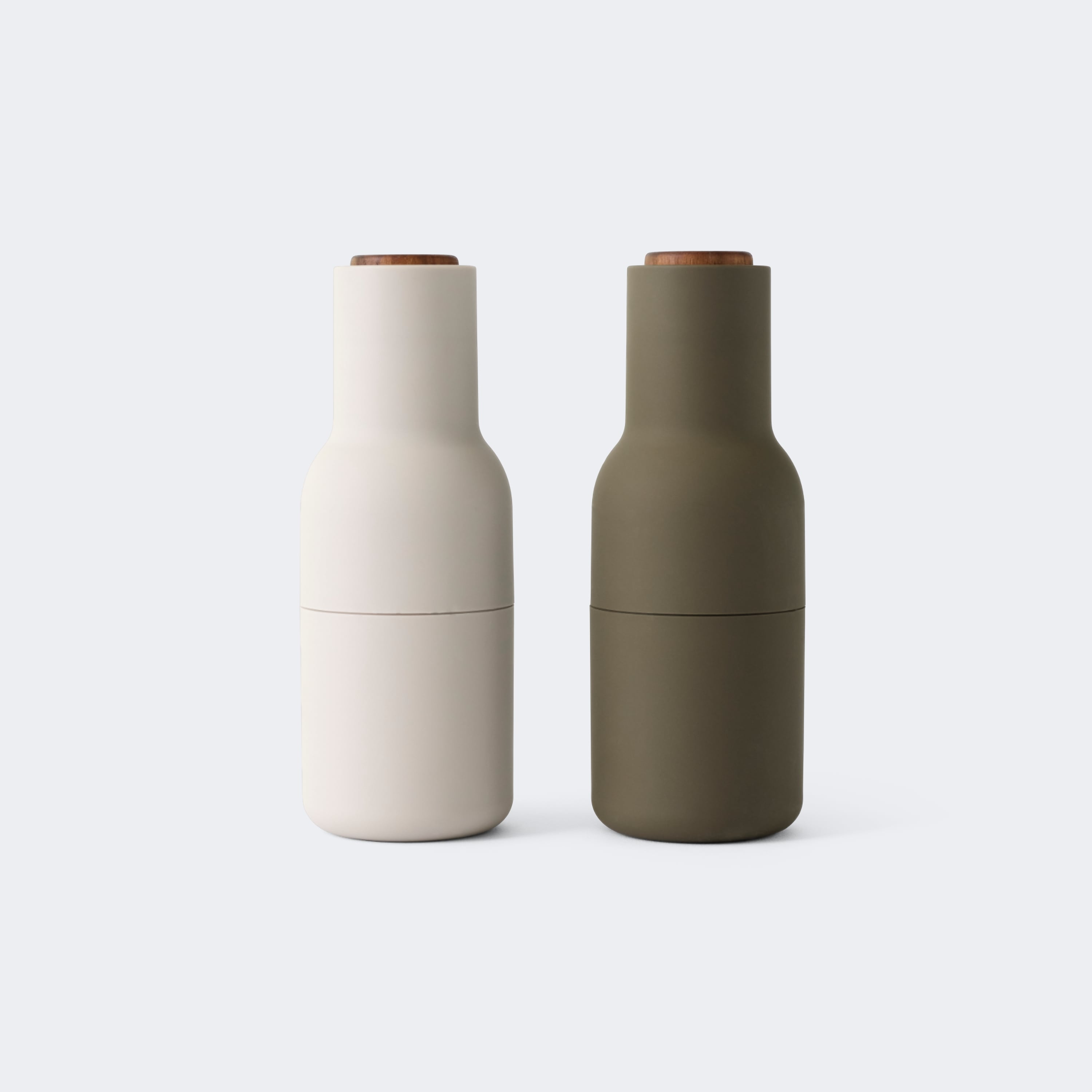 https://www.shopkanso.com/cdn/shop/products/audo-copenhagen-bottle-grinders-set-of-2-kanso-628541.jpg?v=1686238577
